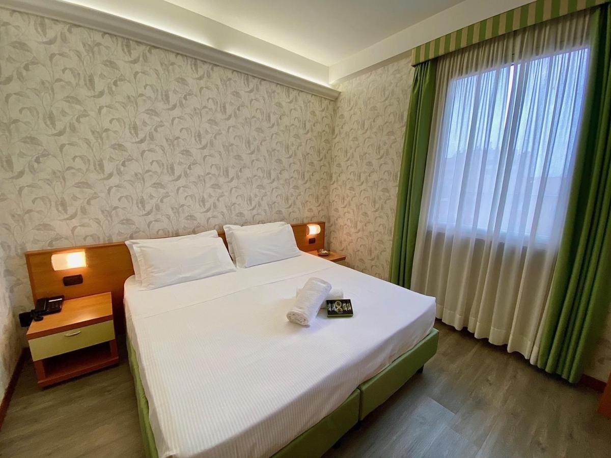 Hotel Embassy Pero Eksteriør bilde
