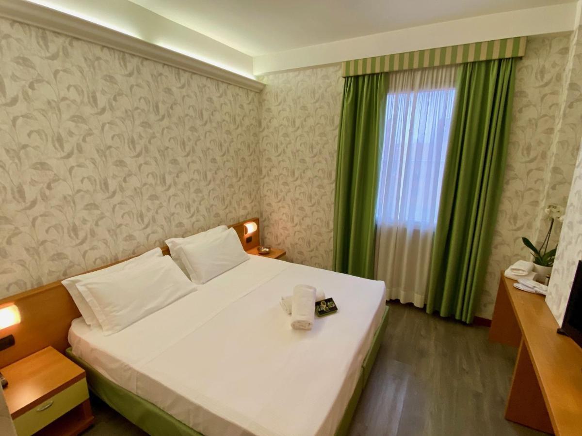 Hotel Embassy Pero Eksteriør bilde