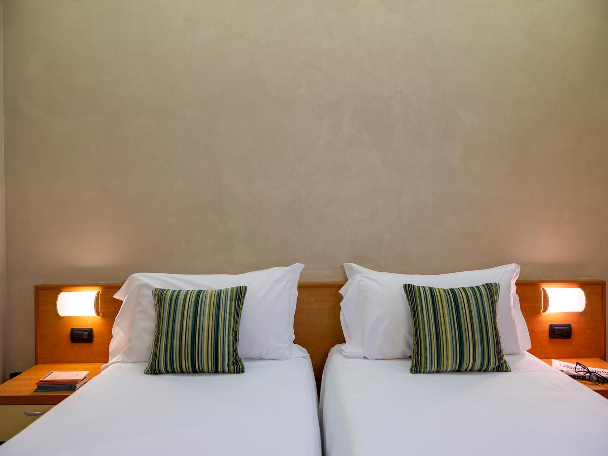 Hotel Embassy Pero Eksteriør bilde