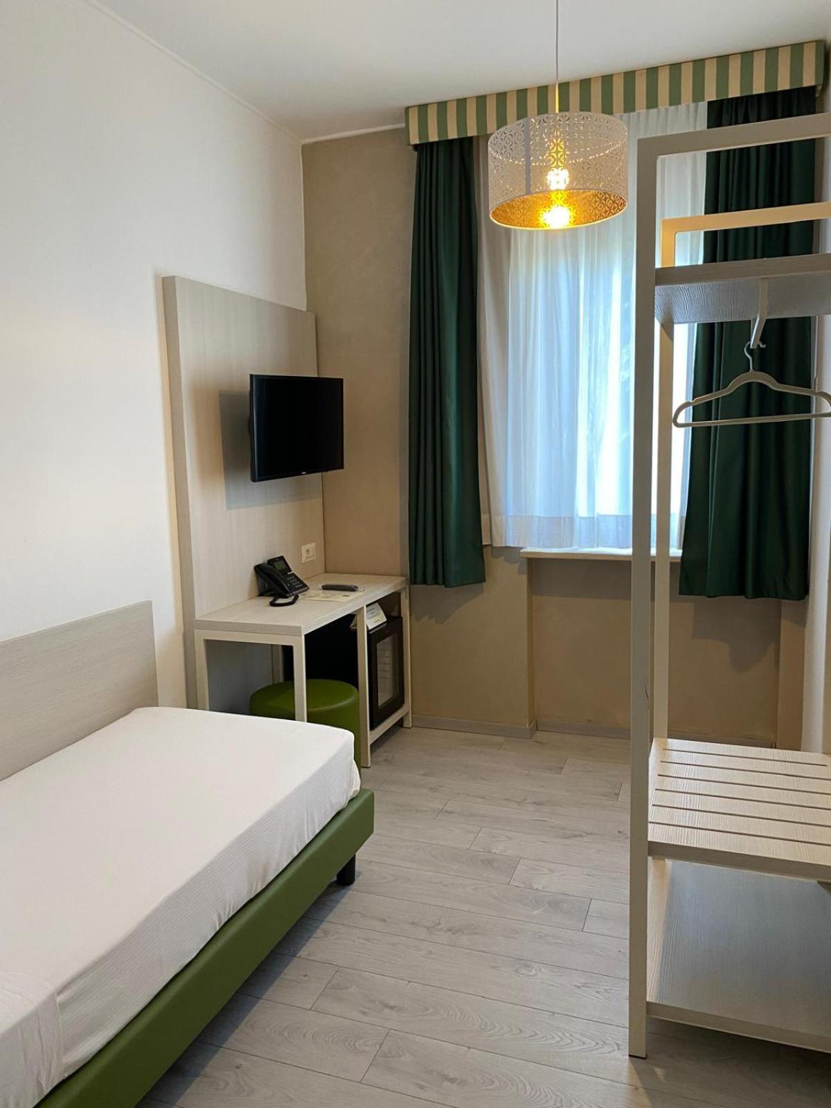 Hotel Embassy Pero Eksteriør bilde